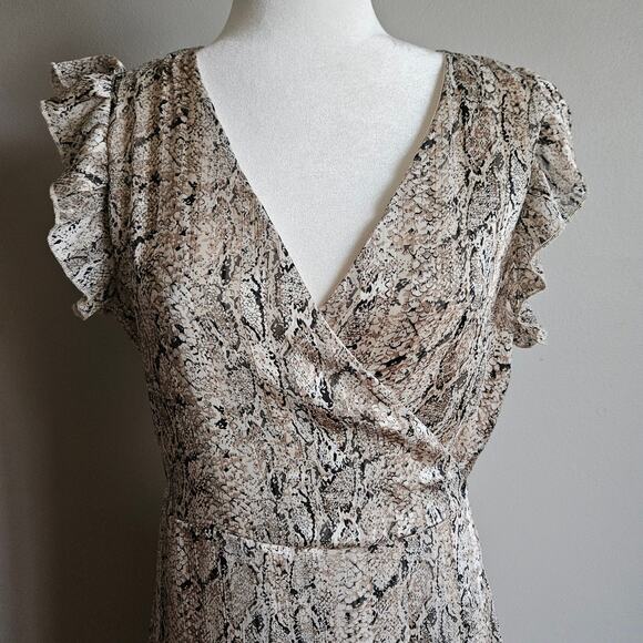 Q2 Snake Print Maxi Dress – Flutter Sleeve, Tie Waist, Women’s M - Picture 2 of 8
